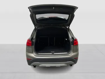 2018 BMW X1 - image 13
