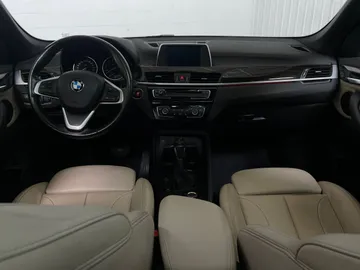2018 BMW X1 - image 4