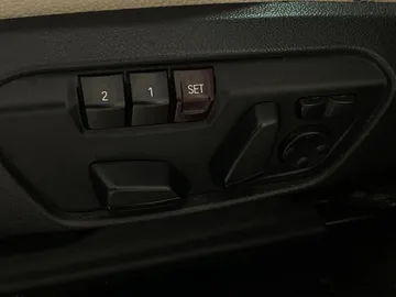 2018 BMW X1 - image 16