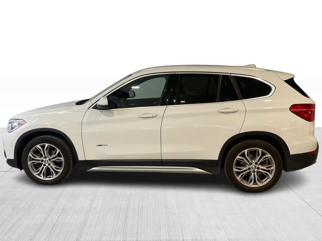 2018 BMW X1 — photo 4