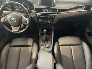 2018 BMW X1 - image 21