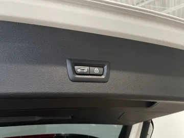 2018 BMW X1 - image 20