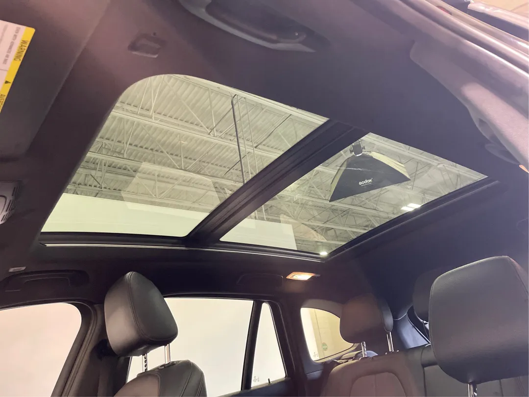 2016 BMW X1 — photo 5