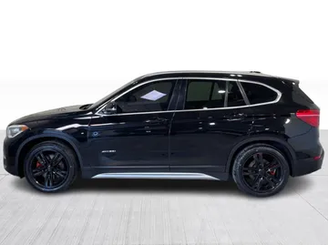2016 BMW X1 - image 10