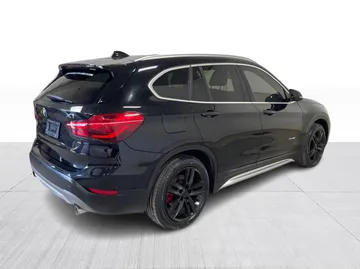 2016 BMW X1 - image 14