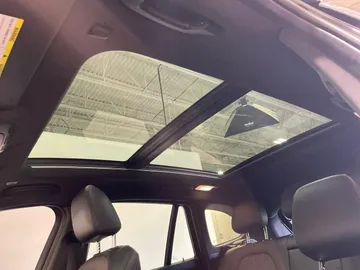2016 BMW X1 - image 6