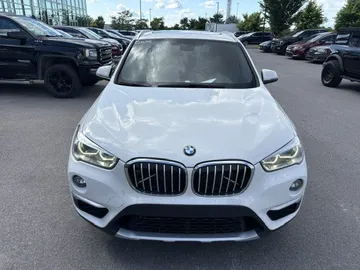 2018 BMW X1 - image 2