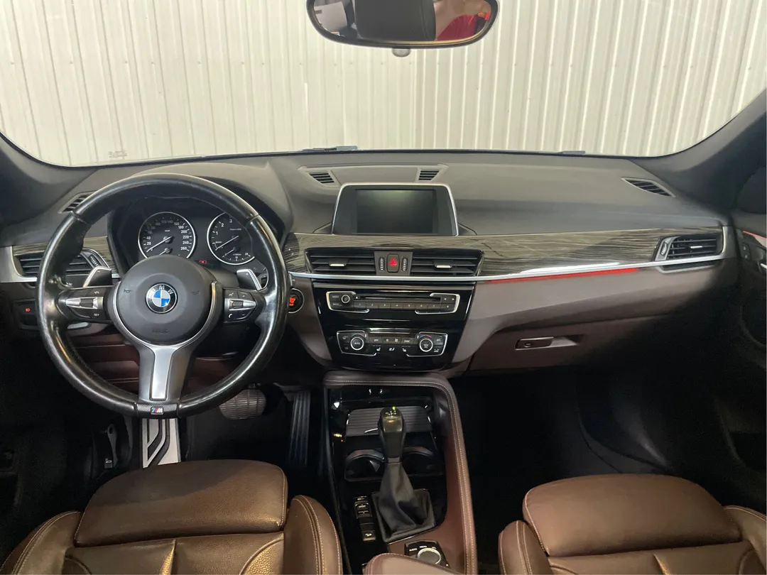 2017 BMW X1 — photo 4