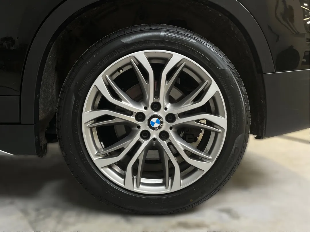2018 BMW X1 — photo 5