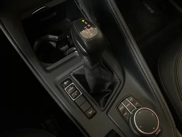 2018 BMW X1 - image 28