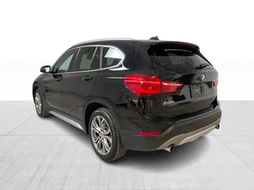 2018 BMW X1 - image 10
