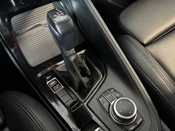 2018 BMW X1 - image 26