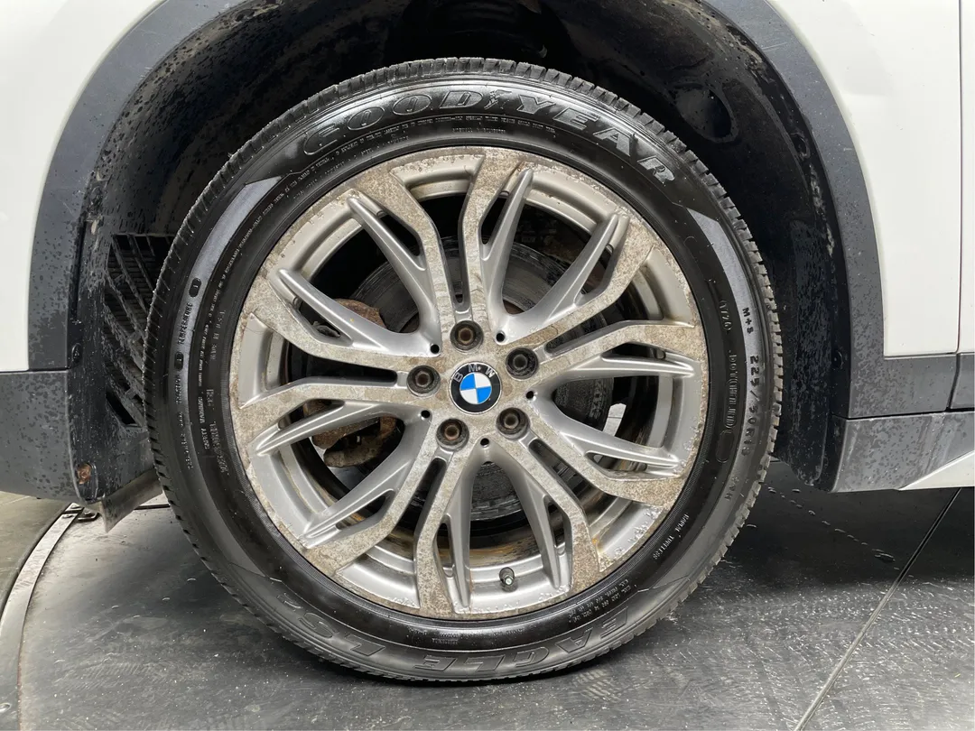 2018 BMW X1 — photo 6