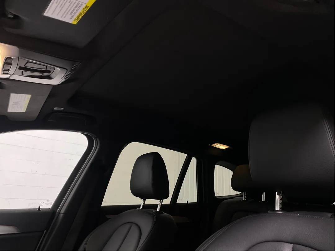 2018 BMW X1 — photo 5
