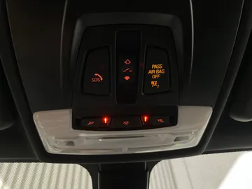 2018 BMW X1 - image 19