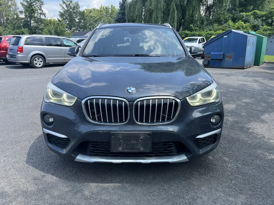 2018 BMW X1 — photo 2