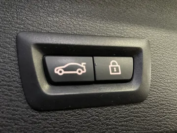 2018 BMW X1 - image 21