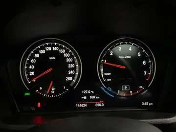2018 BMW X1 - image 16