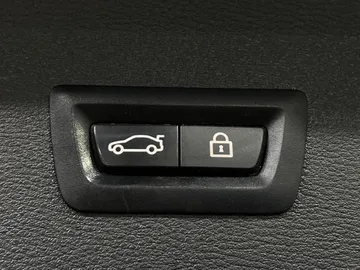 2019 BMW X1 - image 29