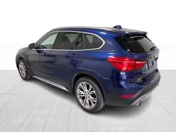 2019 BMW X1 - image 12
