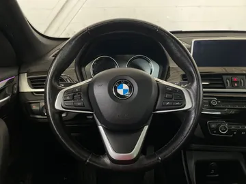 2020 BMW X1 - image 18
