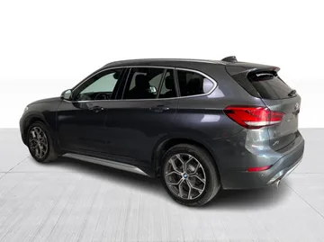 2020 BMW X1 - image 11