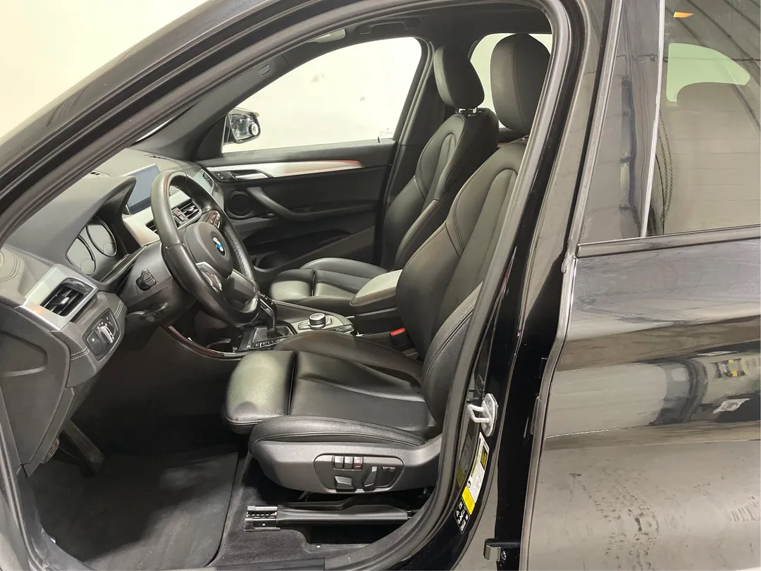 2020 BMW X1 — photo 3