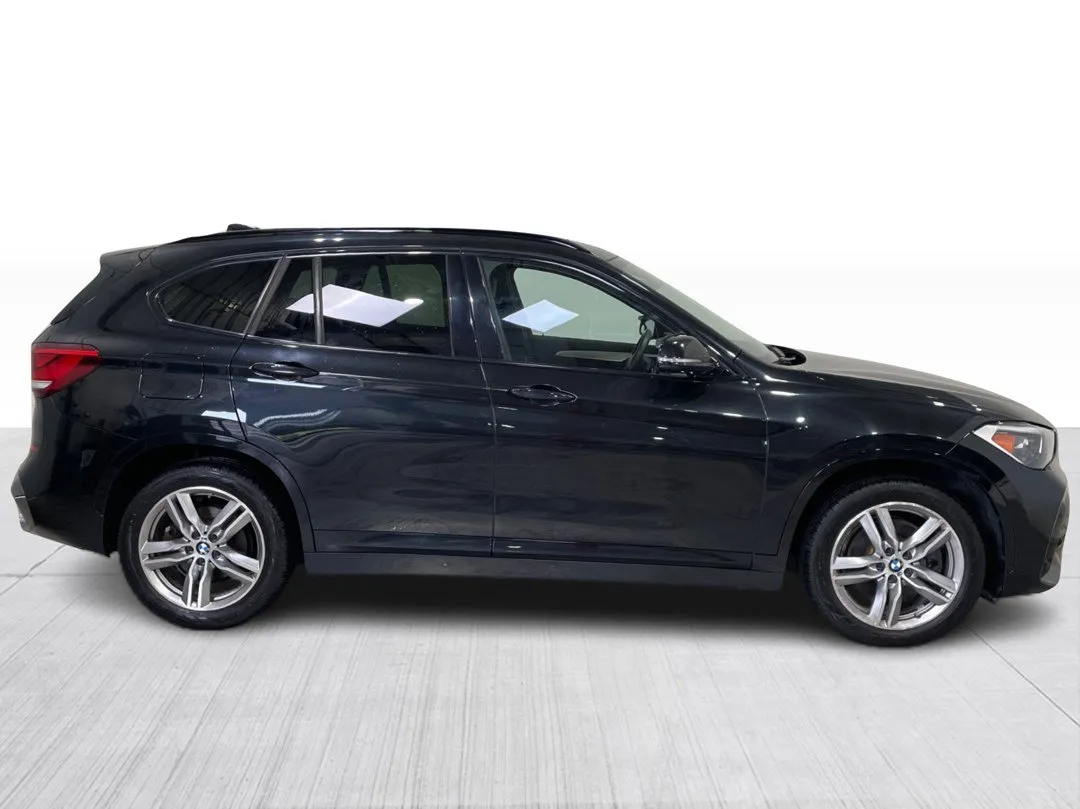 2020 BMW X1 — photo 2