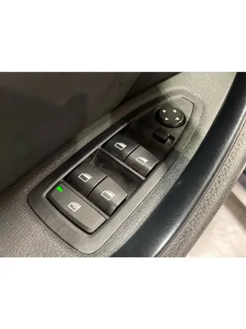 2020 BMW X1 - image 21