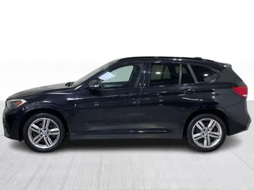 2020 BMW X1 - image 10