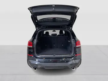 2020 BMW X1 - image 13