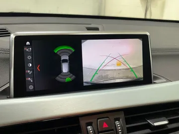 2020 BMW X1 - image 19