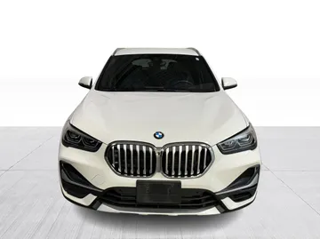 2022 BMW X1 - image 7