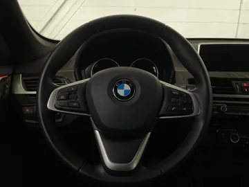 2022 BMW X1 - image 17