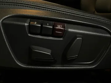 2022 BMW X1 - image 19