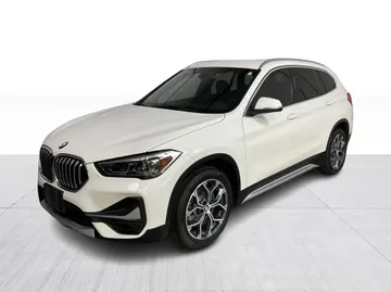 2022 BMW X1 - image 8