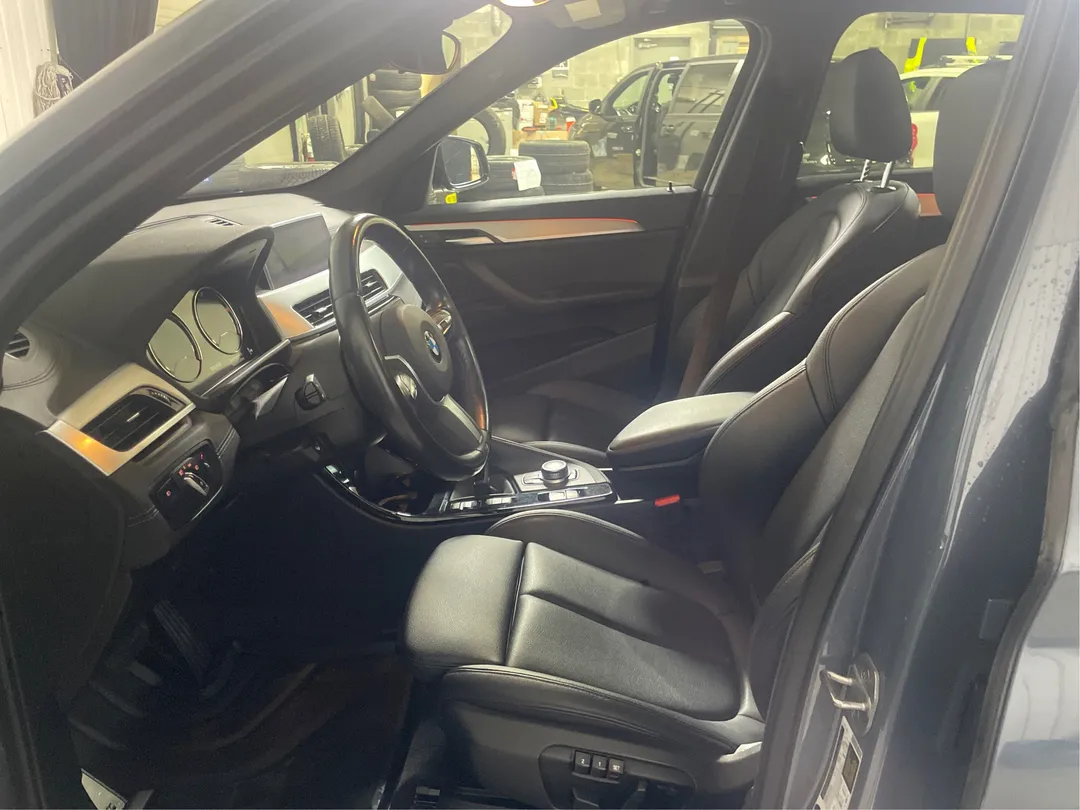 2020 BMW X1 — photo 3