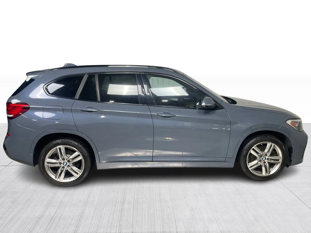 2020 BMW X1 — photo 2