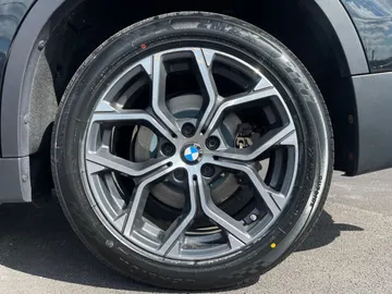 2021 BMW X1 - image 7
