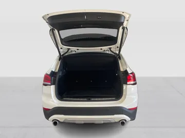 2022 BMW X1 - image 14