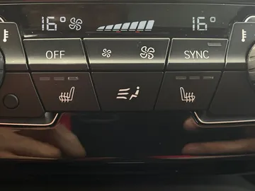 2022 BMW X1 - image 29