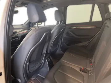 2022 BMW X1 - image 16