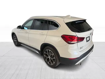 2022 BMW X1 - image 12