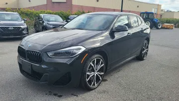 2021 BMW X2 - image 3