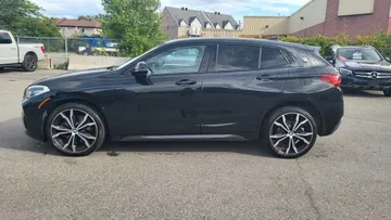 2021 BMW X2 - image 6