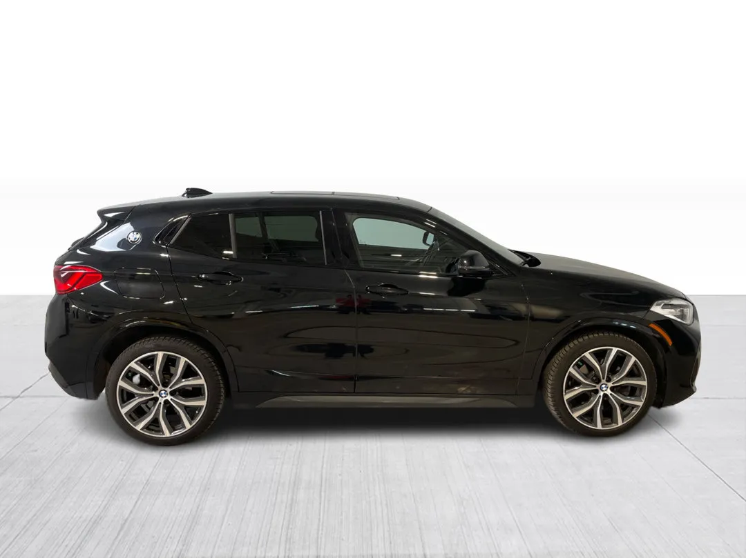 2020 BMW X2 — photo 2
