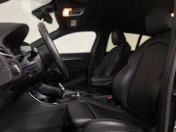 2020 BMW X2 - image 3