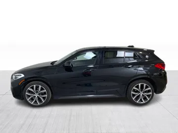 2020 BMW X2 - image 11