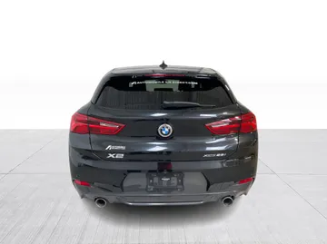 2020 BMW X2 - image 13