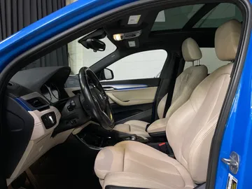 2018 BMW X2 - image 3